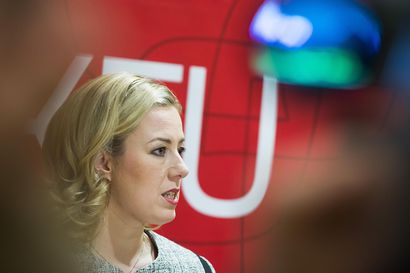 Näkökulma: Krista Kiurun ilmoitus sähköistää sdp:n puheenjohtajapelin ja lykkää presidenttiehdokkaan asettamista