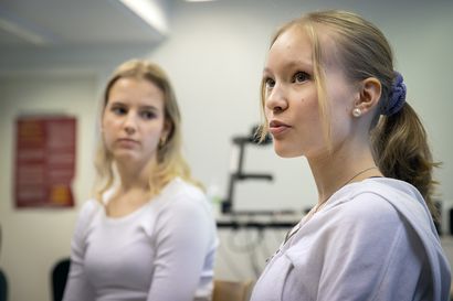 "Mökille en voi lähteä, kun pitää saada koulutyöt tehtyä" – Oulussa kehitettiin uusi toimintamalli uupuneille lukiolaisille