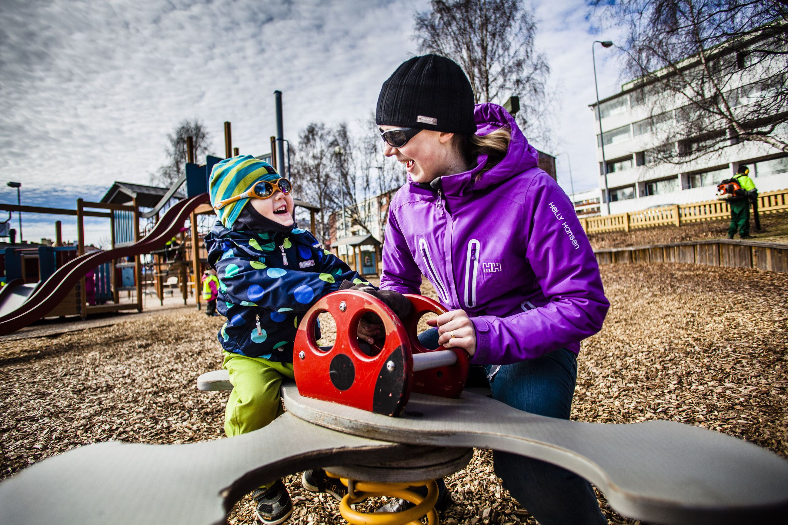 Kysyimme Rovaniemen leikkipaikoista – Toiveissa vessa ja lisää eväspaikkoja  | Lapin Kansa