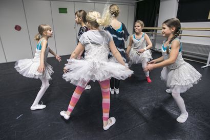 Oulun taidekoulu tanssii kesällä Kuopio Tanssii ja Soissa – Tanssioppilaitokset on Stage -katselmukseen valittiin 21 koulua