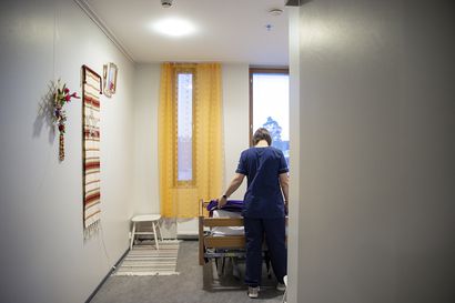 Attendo irtisanoi 250 ikäihmisten hoitopaikkaa Pohjois-Pohjanmaalla, jotta saisi nykyistä paremman korvauksen – hyvinvointialue ei aio korottaa summaa