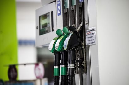 Päästöjä lisäävällä lakimuutoksella yritetään laskea väliaikaisesti polttoaineiden pumppuhintoja – ministeriöillä eriävät näkemykset jakeluvelvoitteen alentamisen hyödyistä ja haitoista