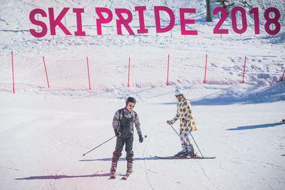 "Onhan minulla vakuutukset kunnossa?" - Juontaja Kristoffer Ignatius ensimmäistä kertaa rinteessä Ski Pridessä, joka tuo sateenkaariväen Rukalle