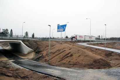 Nelostien liittymiä parannetaan Simossa kesällä – kolme uutta siltaa rakennetaan