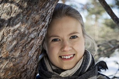 Ivalolaisen Eveliina Hokkasen romaanissa ilmastoystävällinen ruokailu muuttuu syömishäiriöksi — päähenkilöä pelottaa jopa hengittäminen, sillä se tuottaa hiilidioksidia