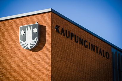 Kemijärvi nosti kaupunginjohtajan palkkaa ja henkilökunnan työvuorokorvauksia