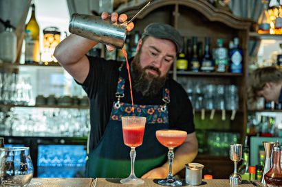 Oulussa on puolentusinaa cocktailbaaria, mutta vain yhdessä se on pääasia – oululainen baarimestari tekee asiakkaalle drinkin, jollaista tämä ei vielä tiedä haluavansa