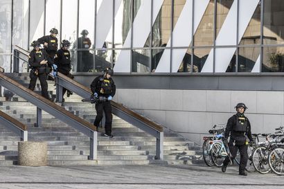 Tanskan poliisi: Kööpenhaminan ostoskeskusampuminen ei vaikuta terroriteolta – haavoittuneiden joukossa ruotsalaisia