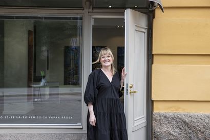 Oululainen galleristi Hanna Manninen haluaisi enemmän vapautta päättää, miten eläkkeensä rahoittaa – Yrittäjäeläkkeissä muhii aikapommi ja lakiuudistuksessa ansa