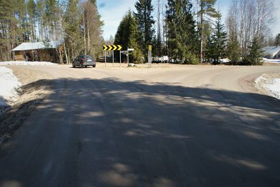 Tie valmistui vain kartalla – Kouvan ja Taivalkosken Kylmälän välisen tien maksajasta kiisteltiin vuosia, tekemättä se lopulta jäi