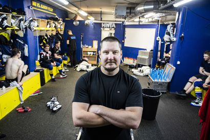 "Voitto on aina tavoitteena kun kilpaillaan" – mestarivalmentaja Sakari Salmela otti Rovaniemen Kiekon edustusjoukkueen komentoonsa