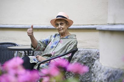 80 vuotta täyttävä mielenterveystyön kehittäjä Pirkko Lahti toteaa, että tietty määrä ahdistusta ja kärsimystä kuuluu elämään – kaikkea ahdistusta ei pidä lääkitä pois