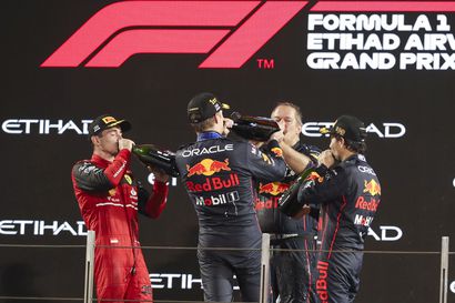 Ferrari narutti Red Bullia F1-kauden päätöskisassa – ja sai kuljettajien MM-hopean: "Fantastinen ratkaisu"