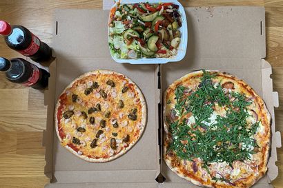 Syömässä: Kolme pizzaa kotiovelle puolessa tunnissa