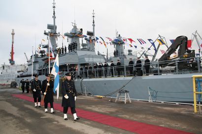 Neljä keskustalaista ehdottaa, että Suomi lähettää sotalaivan torjumaan ihmissalakuljetusta Välimerelle