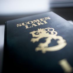Rovaniemeläinen matkailuyrittäjä tuomittiin törkeästä kirjanpitorikoksesta vankeuteen