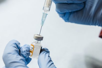 Koronapandemia ei ole vielä ohi, mutta kaikki merkit viittaavat siihen, että pahin painajainen on takana päin – rokotteita tarvitaan jatkossakin
