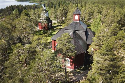 Pudasjärven kirkko on tiekirkkona tänä kesänä ja esittelijä paikalla arkisin – "Kirkot ovat mielettömän hienoja tiloja"