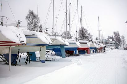 Miljöö muuttuu, jos Mansikkanokan ja Ulenin alueen veneet siirretään talveksi pois satamasta? - uudet säilytyspaikat etsinnässä