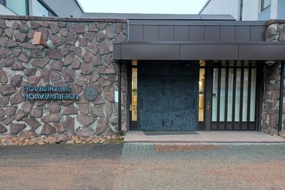 Poikkeuksellisen suuren huumejutun käsittely pääsi vauhtiin Rovaniemen hovioikeudessa – rikokset tehty pääosin Oulussa ja Kemissä