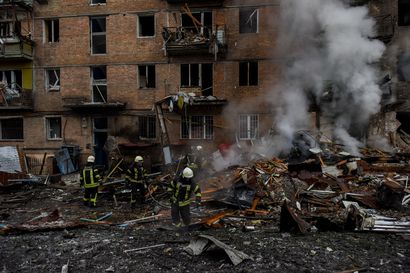 Zelenskyi YK:n turvallisuusneuvostolle: Venäjän iskut Ukrainan sähköverkkoon rikos ihmisyyttä vastaan – Donetskin ja Luhanskin alueelle lisää venäläisjoukkoja