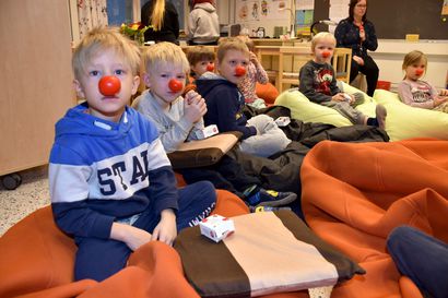 Posion Lions klubi tempaisi Nenäpäivän kunniaksi jakamalla punaisia neniä lapsille