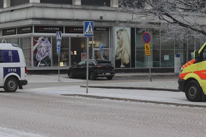 Vahingontorjuntahälytys Oulun kaupungintalolla