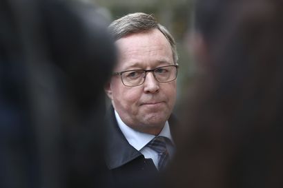 HS: Elinkeinoministeri Mika Lintilä lähti salibandyotteluun koronalle altistuneena – oli saanut kehotuksen välttää kontakteja