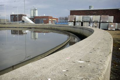 Oulun Vesi remontoi Hietasaaressa ja Toppilassa viemäriä, jota pitkin johdetaan noin 100 000 ihmisen jätevedet kohti jätevedenpuhdistamoa