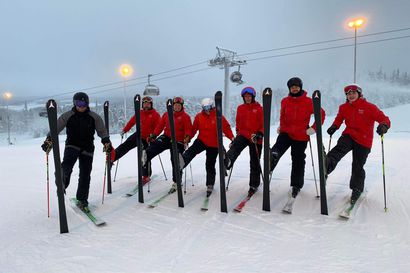 Hiihtokoulun opettajille oppia – Rukan hiihtokoulu toteuttaa opettajiensa kehittämistä koordinaatiokoulutuksilla