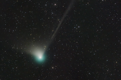 Taivaan ilmiöistä kiinnostuneen kannattaa suunnata katse taivaalle, sillä ZTF-komeetta on havaittavissa jopa paljain silmin