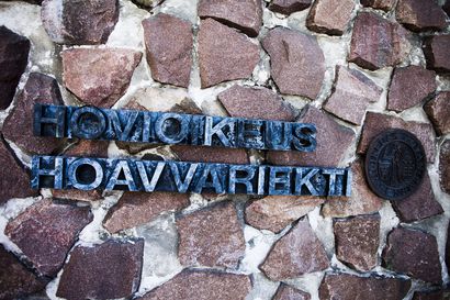 Hovioikeus: Oulun Mannerheiminpuiston puukotus oli tappo, ei hätävarjelua – väitteille teon rasistisesta motiivista ei näyttöä