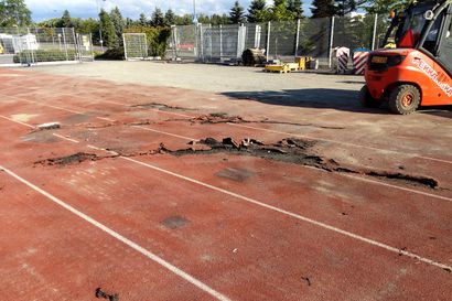 Qstock on vuosittain korjauttanut Raatin lisäalueen radan vaurioituneet pinnat – Oulun kaupunki suunnittelee harjoituskentälle samanlaista Mondo-alustaa kuin stadionilla: "Toki sekin on suojattava"