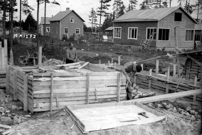 Vanhat kuvat: Katso kuinka idyllinen Kastellin alue syntyi Oulussa – apteekki avattiin, kirkko vihittiin, mutta kartano tuhoutui