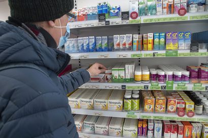 Itsehoitolääkkeiden myynti laski vuonna 2021 – monilla tutuilla lääkkeillä voi olla huolimattomasti käytettynä vakavia haittavaikutuksia
