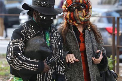 Koronavirus kurittaa Italiaa – Venetsian karnevaali päätettiin keskeyttää ja Armani tyhjensi muotinäytöksensä yleisöstä